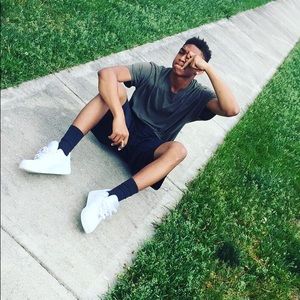 Meet your Posher, Joevon